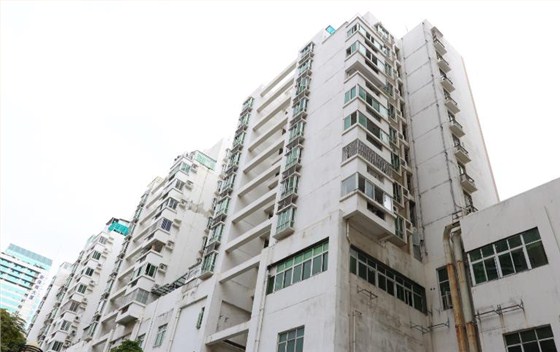 數(shù)碼彩再斬獲深圳小區(qū)56棟40000方外墻涂料翻新工程 數(shù)碼彩再斬獲深圳小區(qū)56棟40000方外墻涂料翻新工程