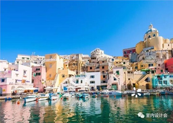 地中海這個(gè)風(fēng)格有點(diǎn)藍(lán)