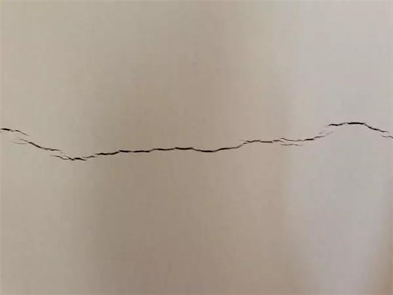墻面開裂處理方法