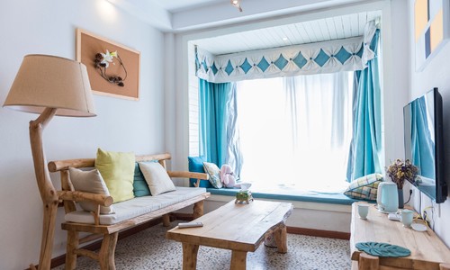 「涂裝案例」環(huán)保戶外木器漆 涂裝人氣文藝青旅美墅