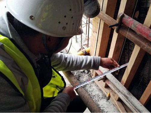 內(nèi)墻凈長(zhǎng)線是什么？？