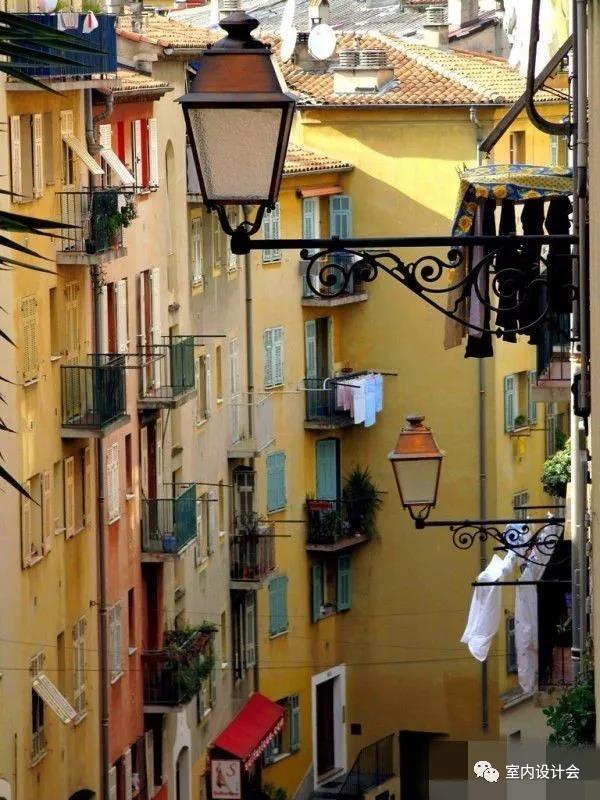 地中海這個(gè)風(fēng)格有點(diǎn)藍(lán)