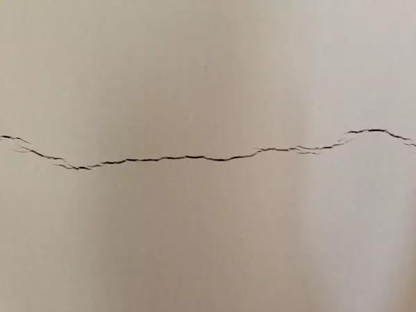 墻面開裂處理方法