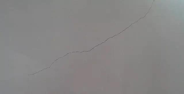 墻面開裂處理方法